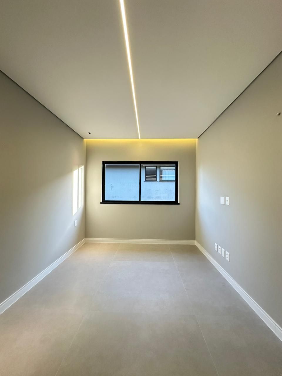 img275640614