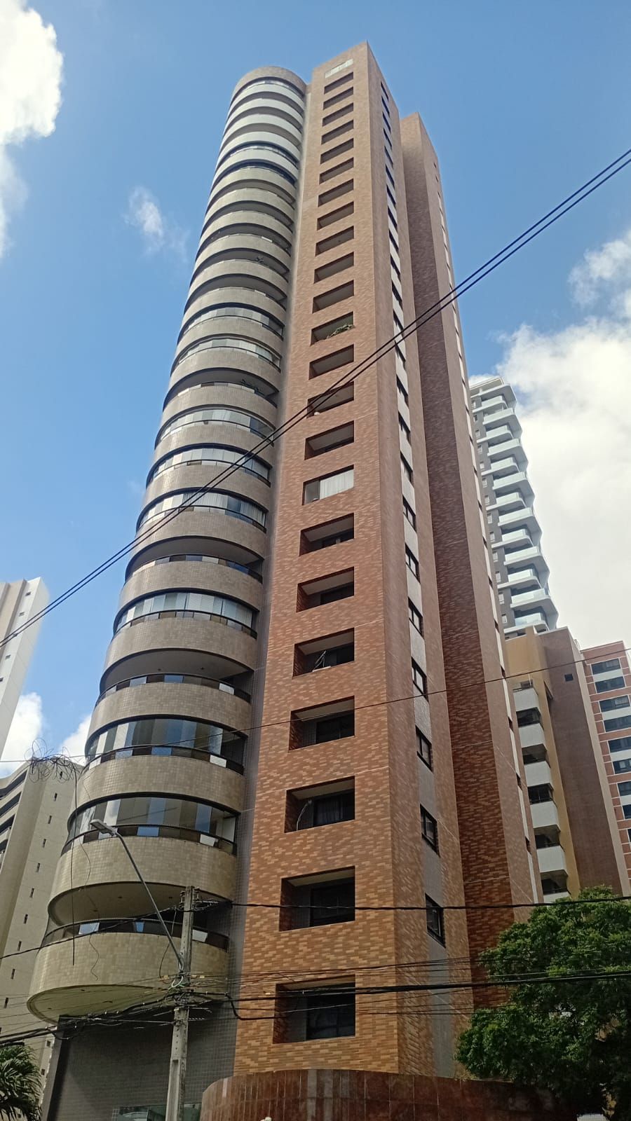 Apartamento, 3 quartos, 225 m² - Foto 2