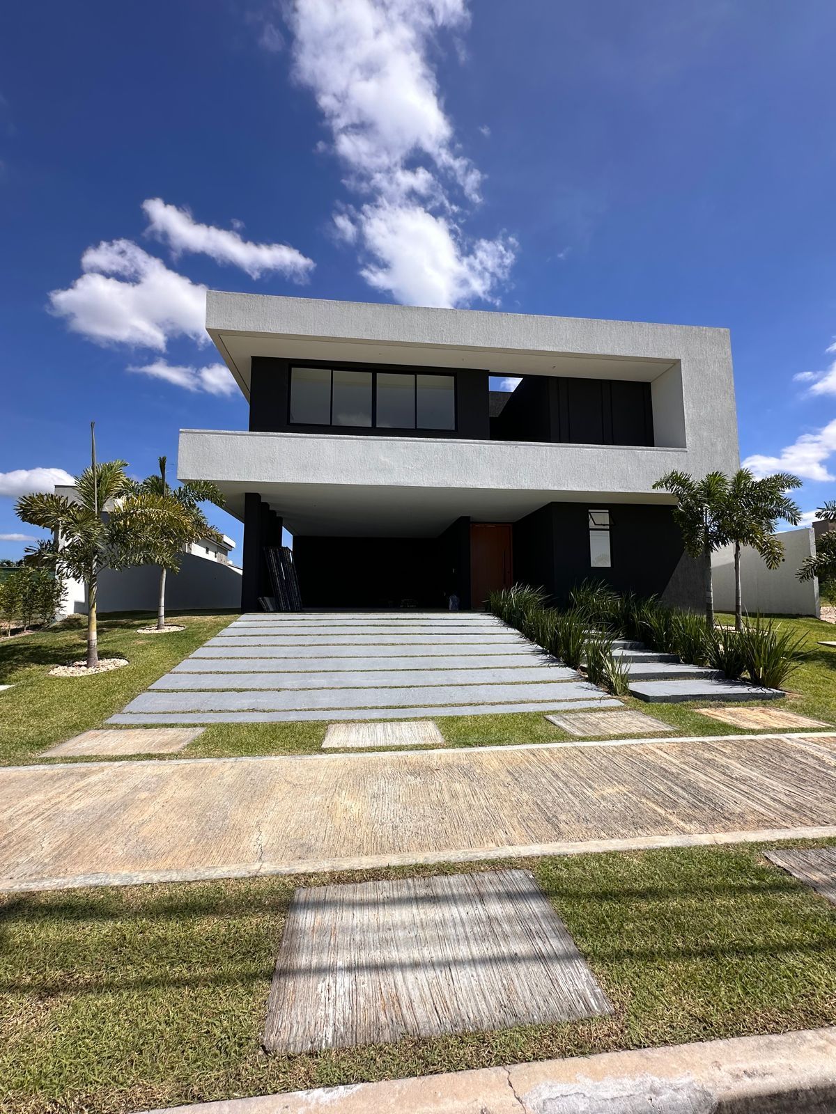 Casa de Condomínio de 4 quartos, 515m² no bairro Cidade Alpha, em Eusébio | Eu Corretor