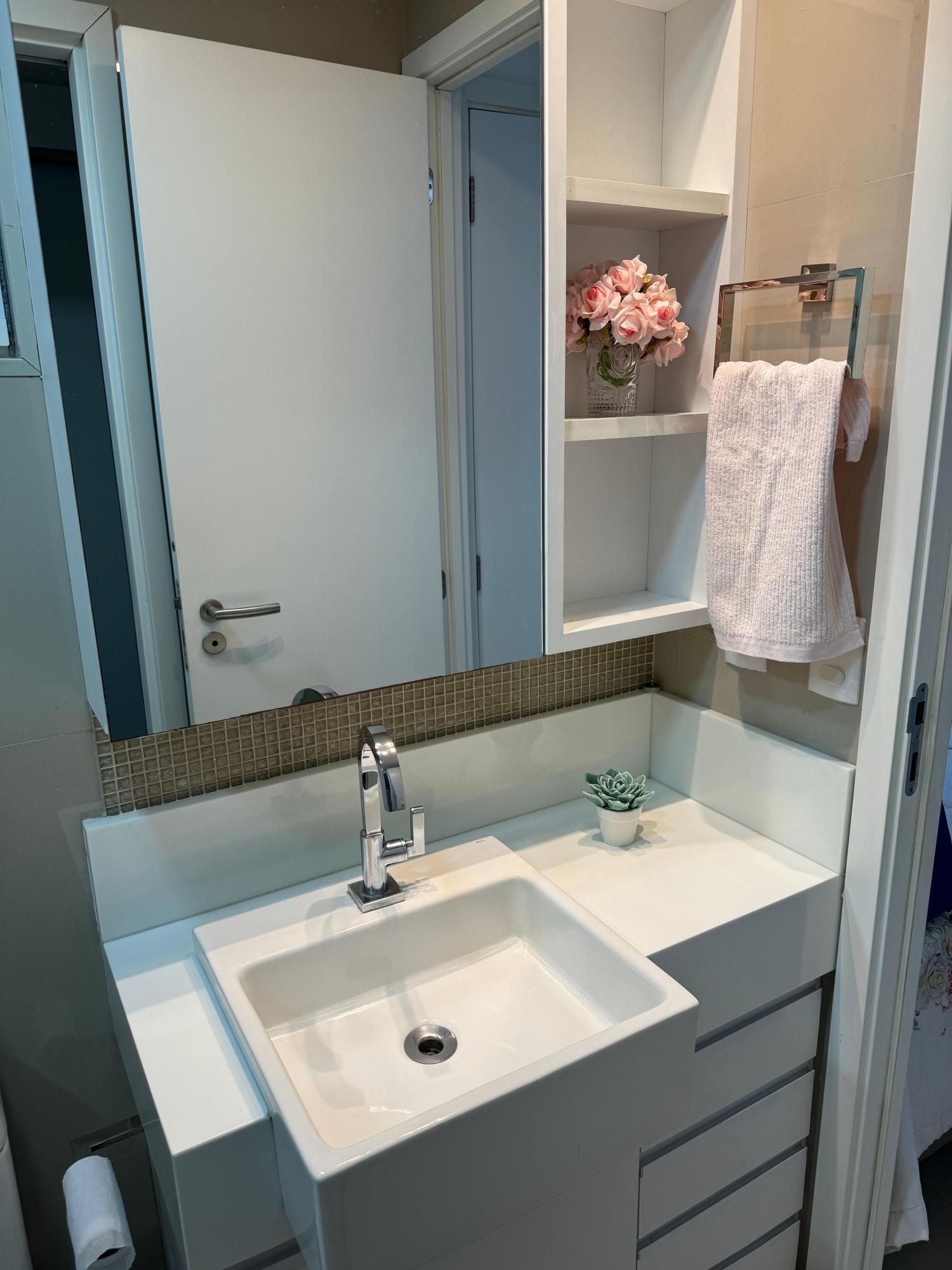Apartamento à venda com 3 quartos, 95m² - Foto 10