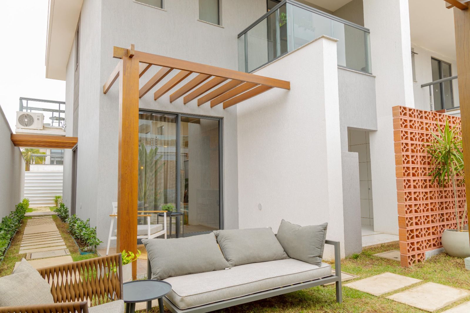 Casa de Condomínio de 4 quartos, 196m² no bairro Pires Facanha, em Eusébio | Eu Corretor