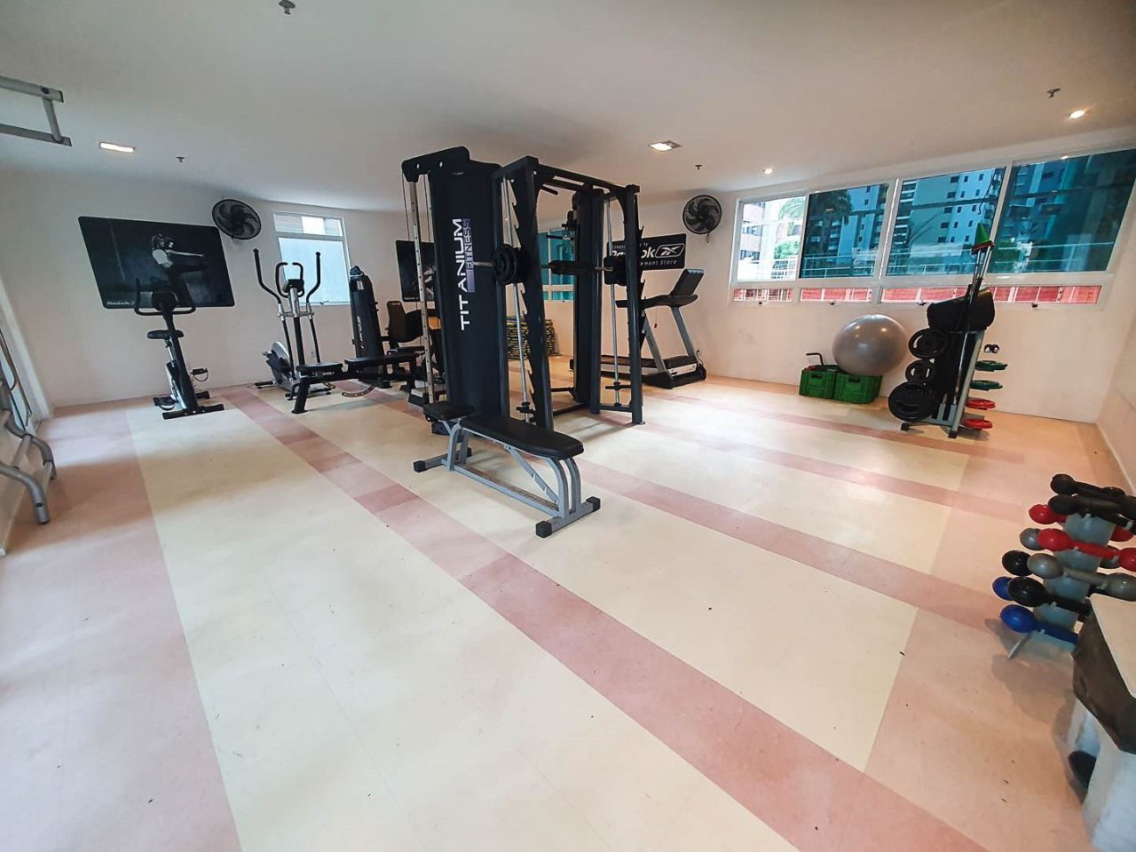 Apartamento, 4 quartos, 260 m² - Foto 6