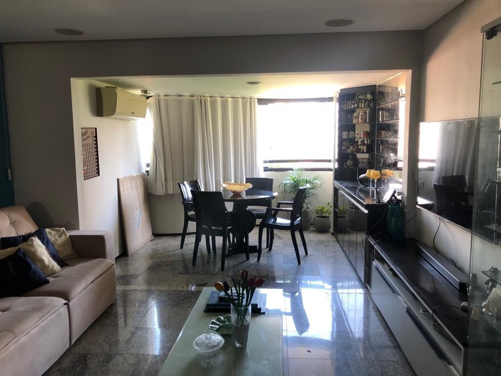 Apartamento à venda com 3 quartos, 140m² - Foto 4