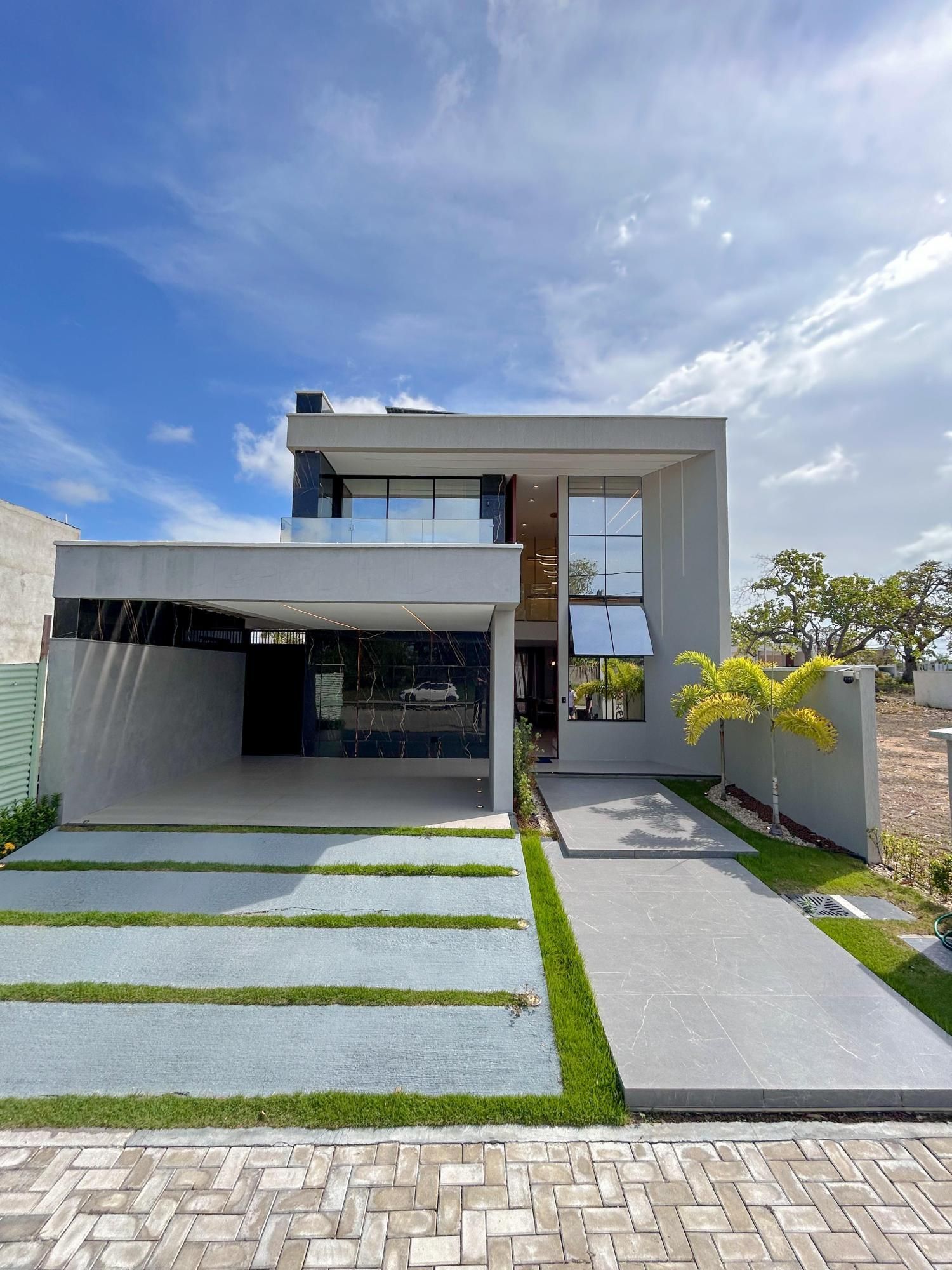 Casa, 4 quartos, 189 m² - Foto 1