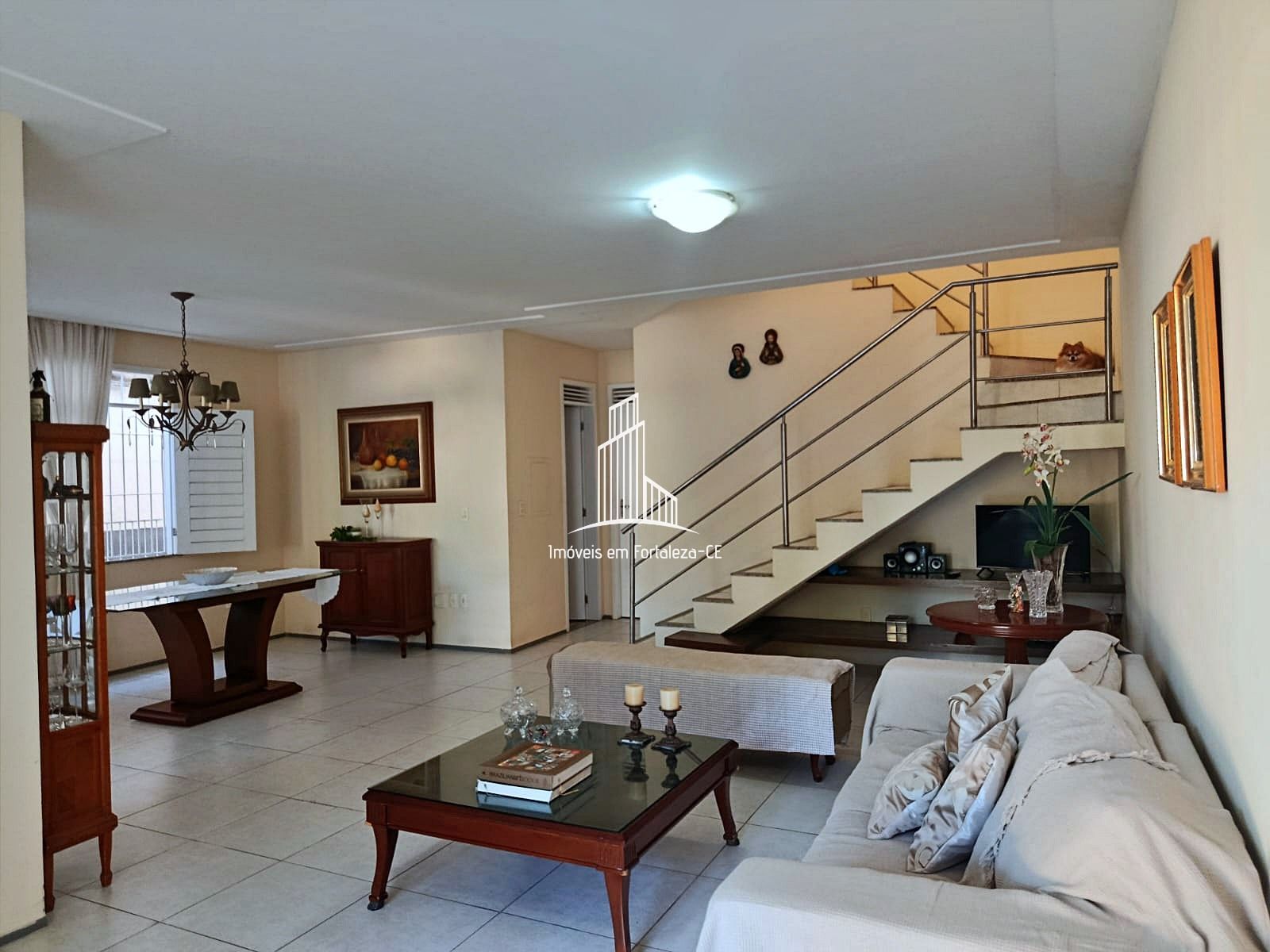 Casa de 4 quartos, 287m² no bairro Sapiranga-Coité, em Fortaleza | Eu Corretor