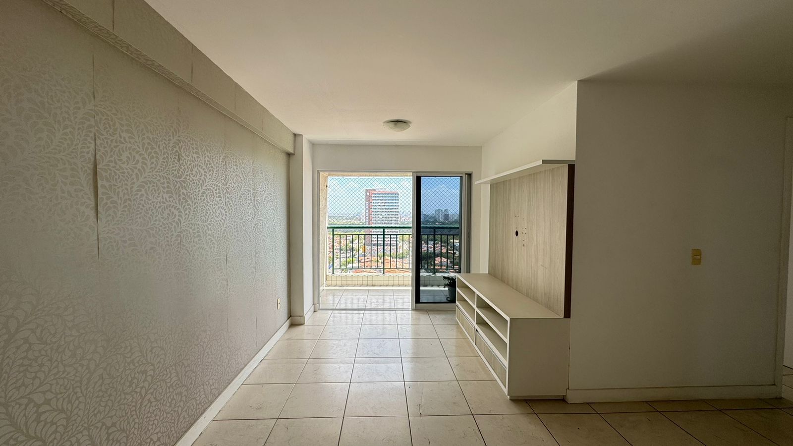 Apartamento à venda com 3 quartos, 82m² - Foto 4