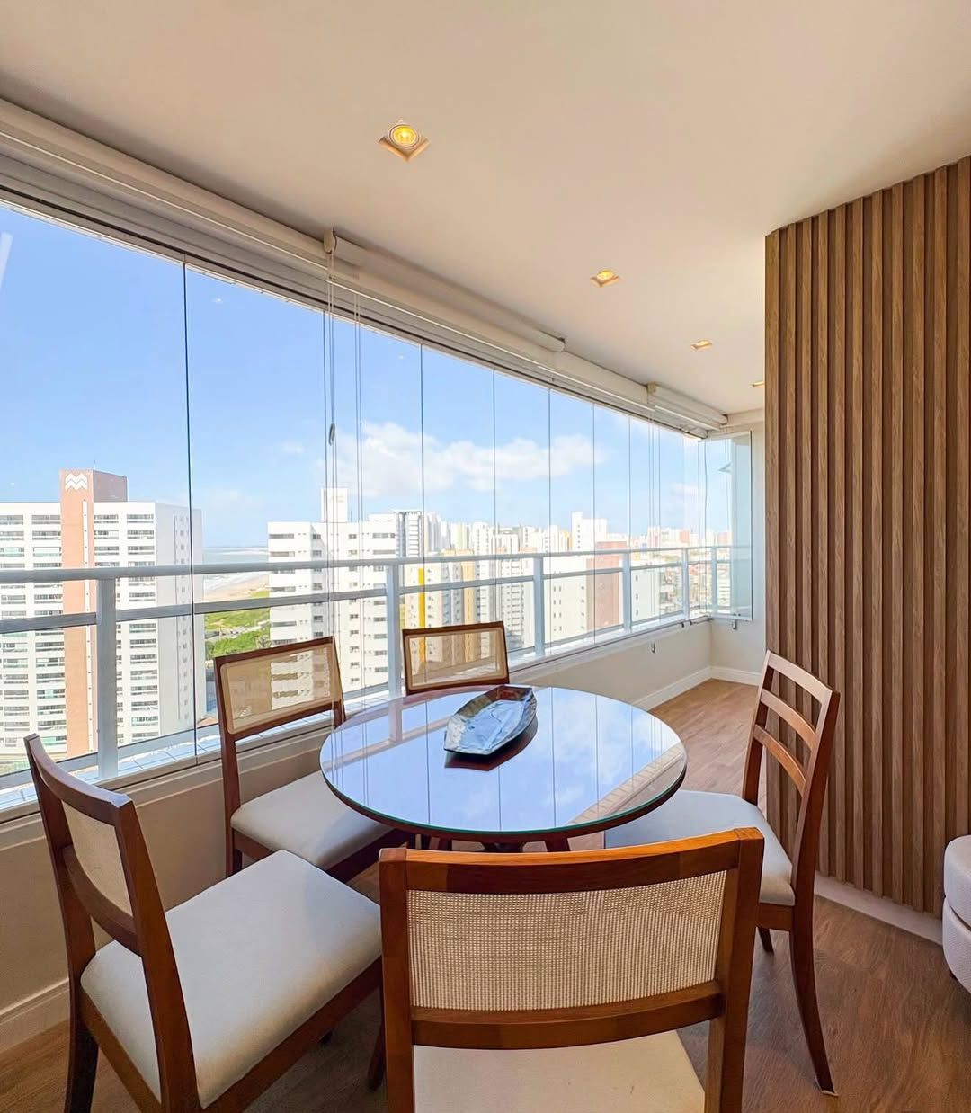 Apartamento, 3 quartos, 110 m² - Foto 1