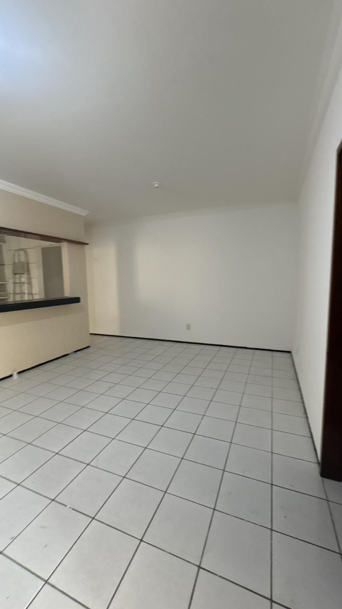 Casa, 5 quartos, 208 m² - Foto 2