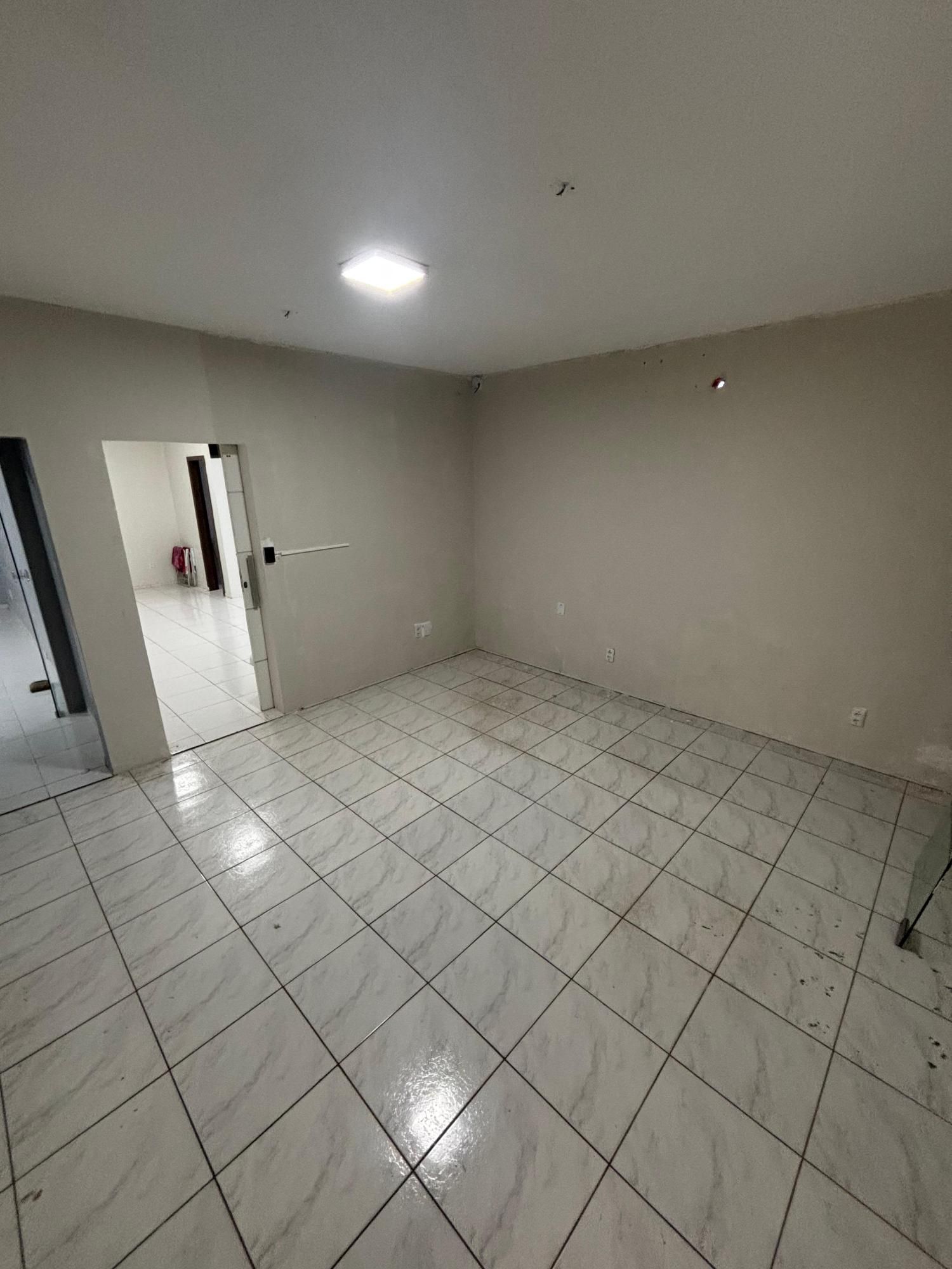 Loja-Salão à venda com 16 quartos, 600m² - Foto 7