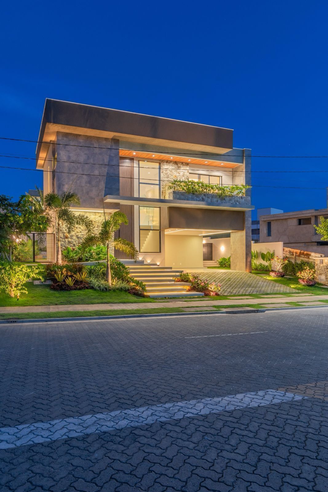 Casa de Condomínio de 4 quartos, 488m² no bairro Cidade Alpha, em Eusébio | Eu Corretor