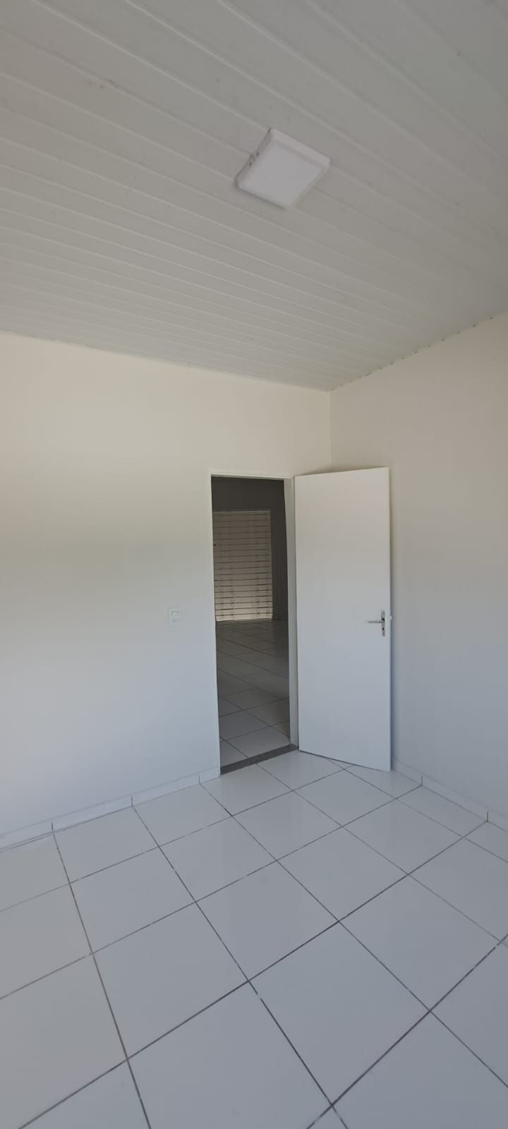 Casa à venda com 3 quartos, 90m² - Foto 14