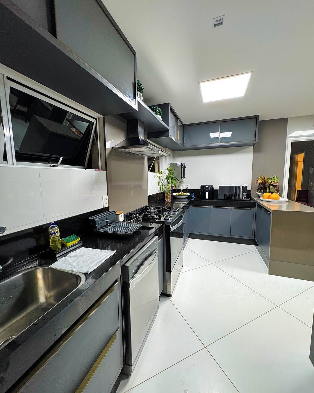 Apartamento de 3 quartos, 170m² no bairro Jardim Renascença, em São Luís | Eu Corretor