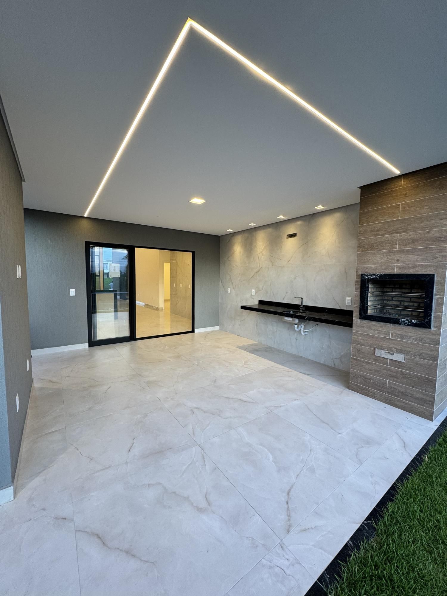 Casa de Condomínio de 3 quartos, 175m² no bairro Cidade Alpha, em Eusébio | Eu Corretor
