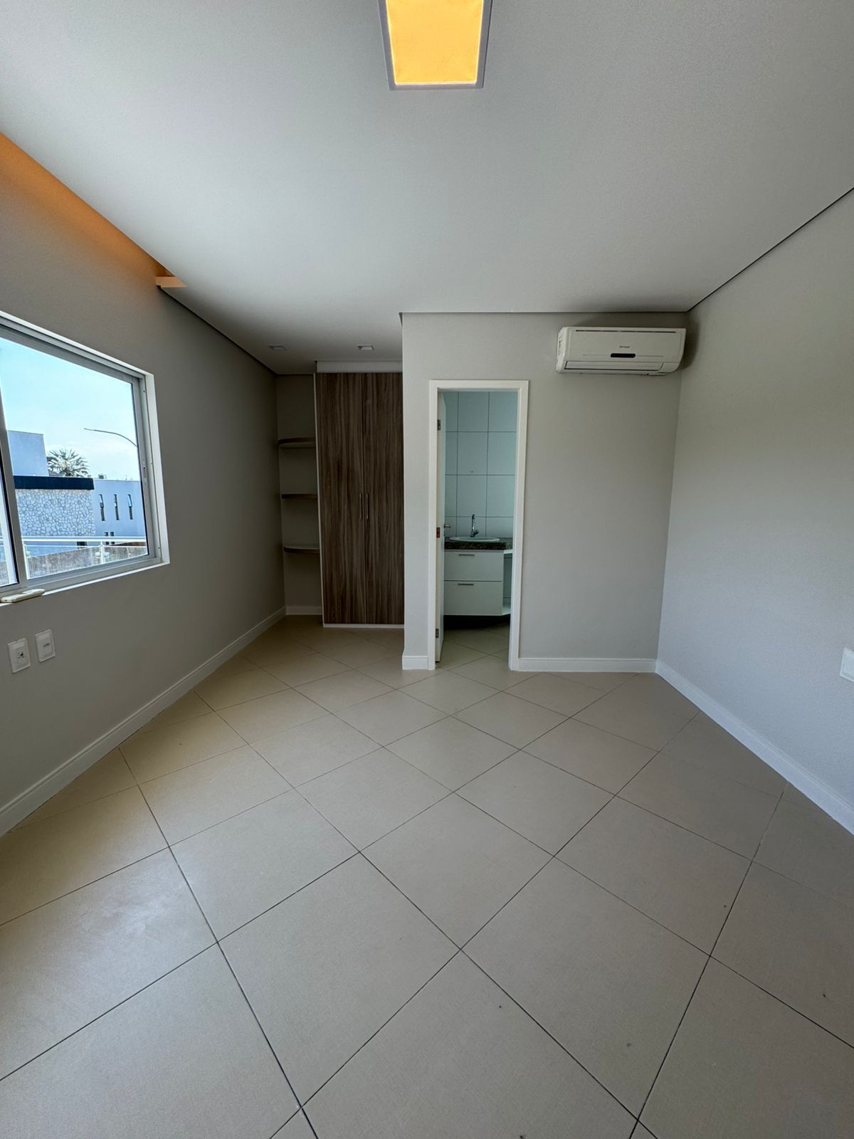Casa de Condomínio à venda com 4 quartos, 270m² - Foto 15
