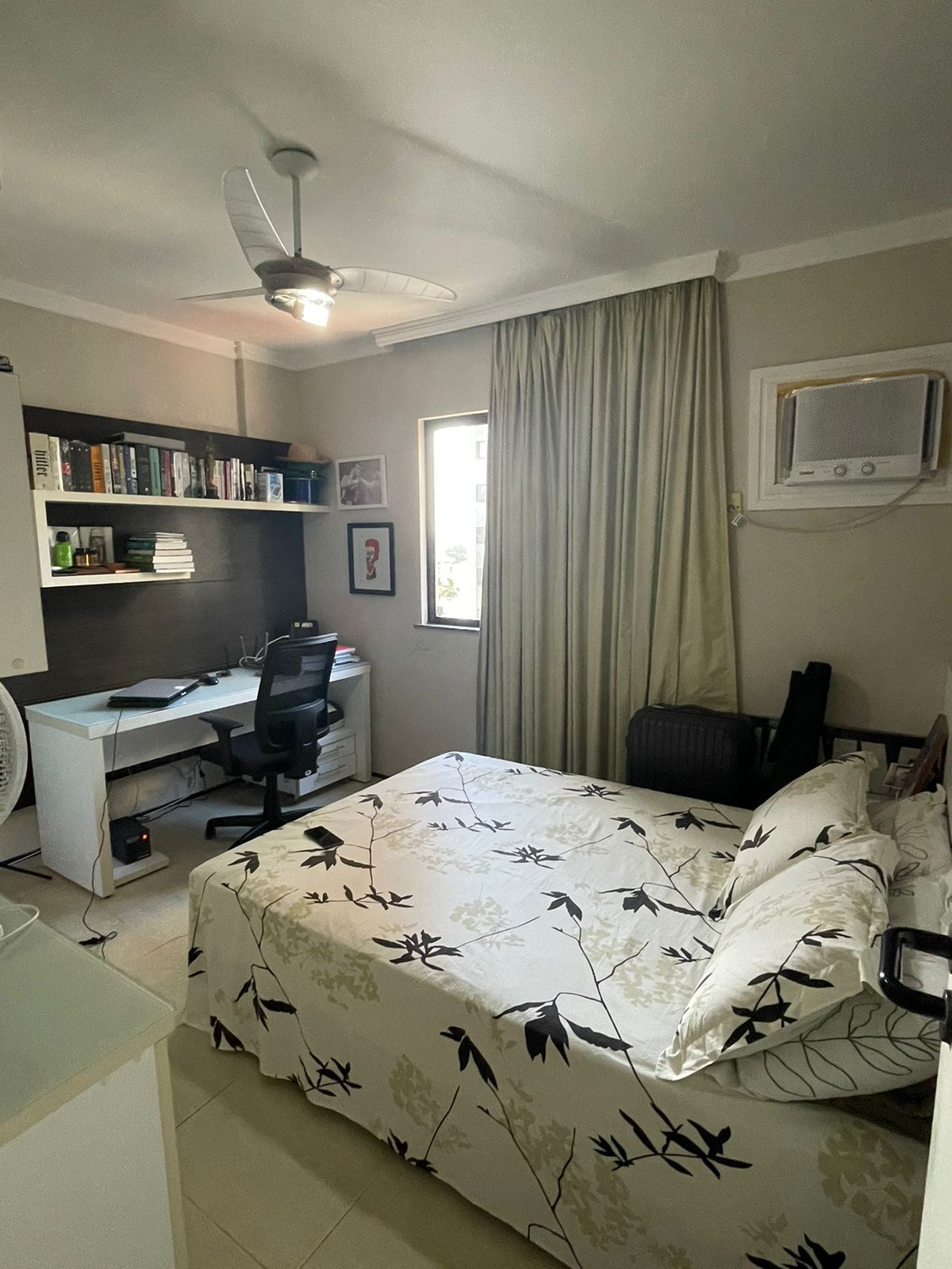 Apartamento à venda com 2 quartos, 80m² - Foto 2