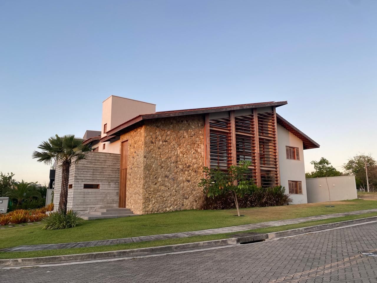 Casa de Condomínio de 4 quartos, 400m² no bairro Bairro Cidade Alpha, em Eusébio | Eu Corretor