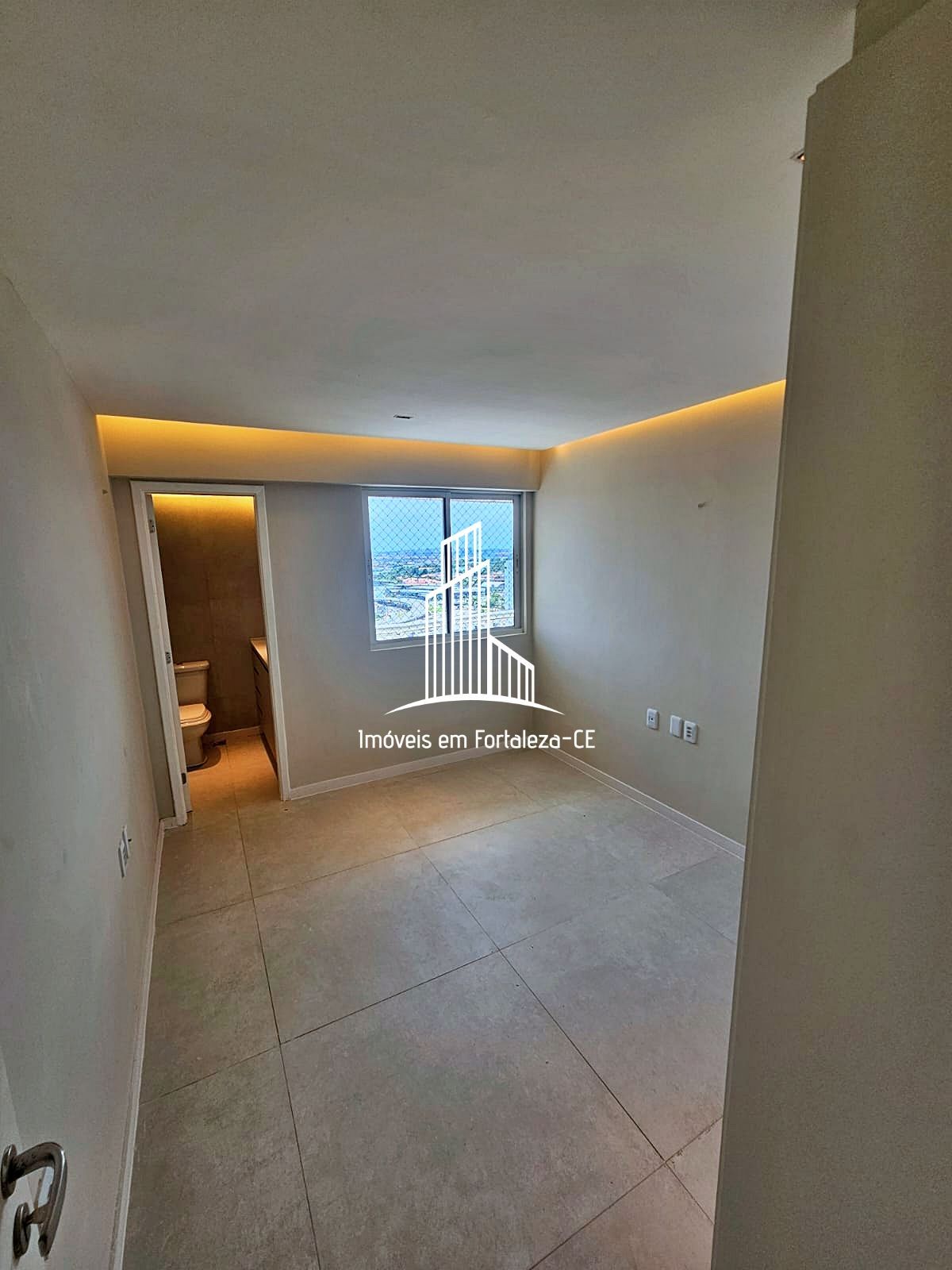 Apartamento à venda com 3 quartos, 144m² - Foto 12