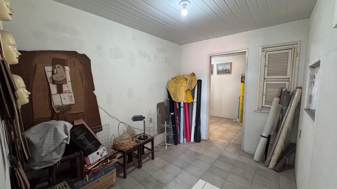 Casa, 6 quartos, 260 m² - Foto 30
