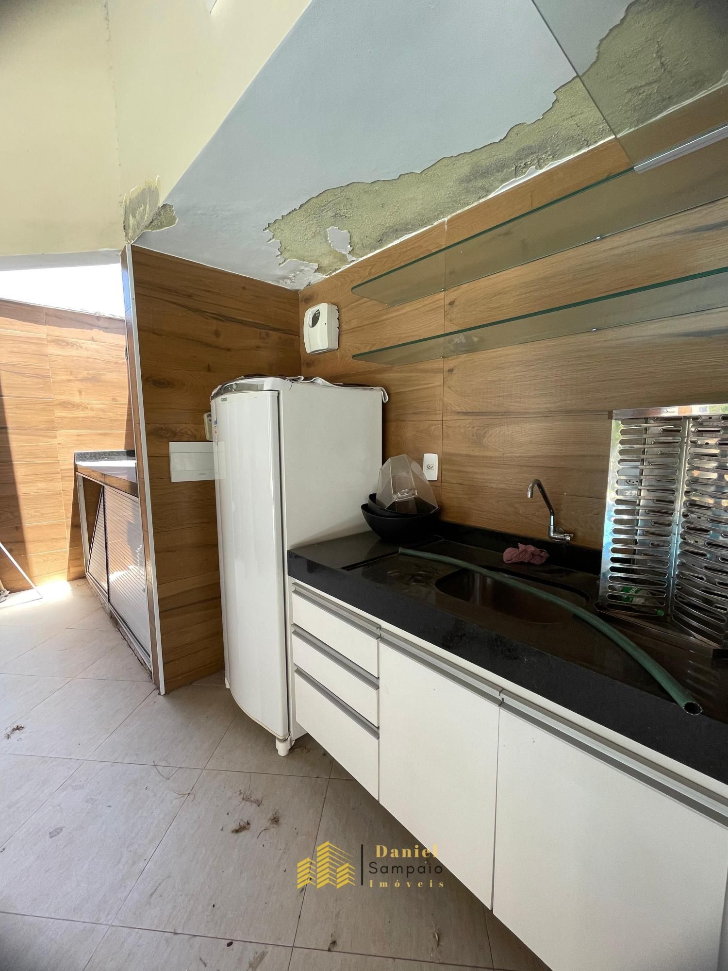 Casa de 5 quartos, 239m² no bairro Engenheiro Luciano Cavalcante, em Fortaleza | Eu Corretor