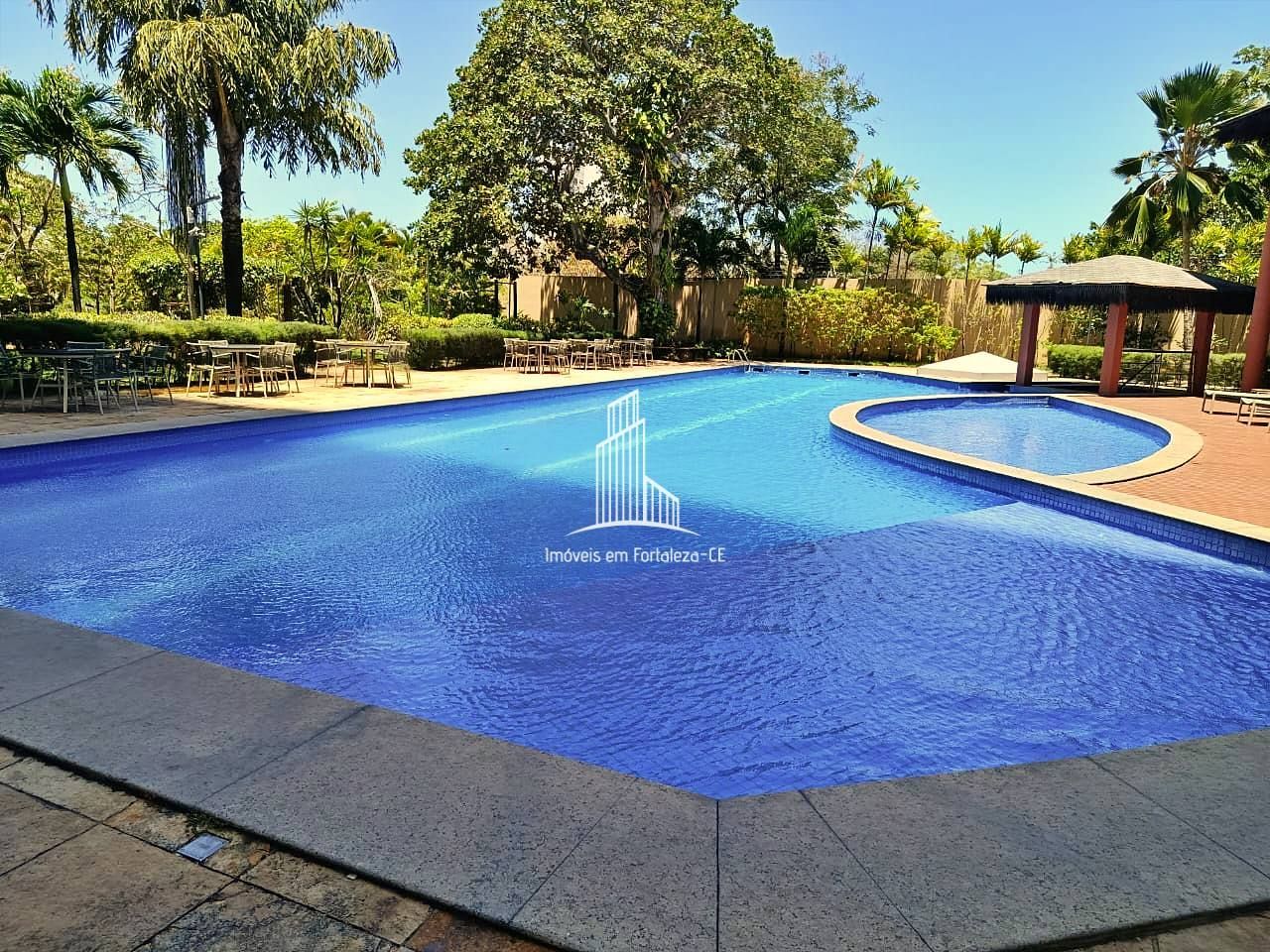 Apartamento de 4 quartos, 248m² no bairro Guararapes, em Fortaleza | Eu Corretor