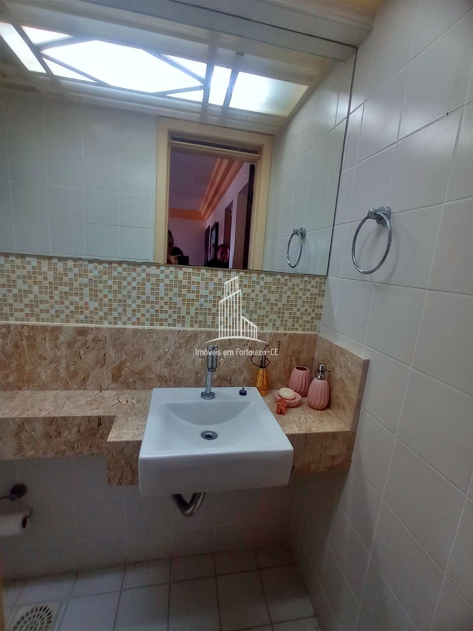 img150937812