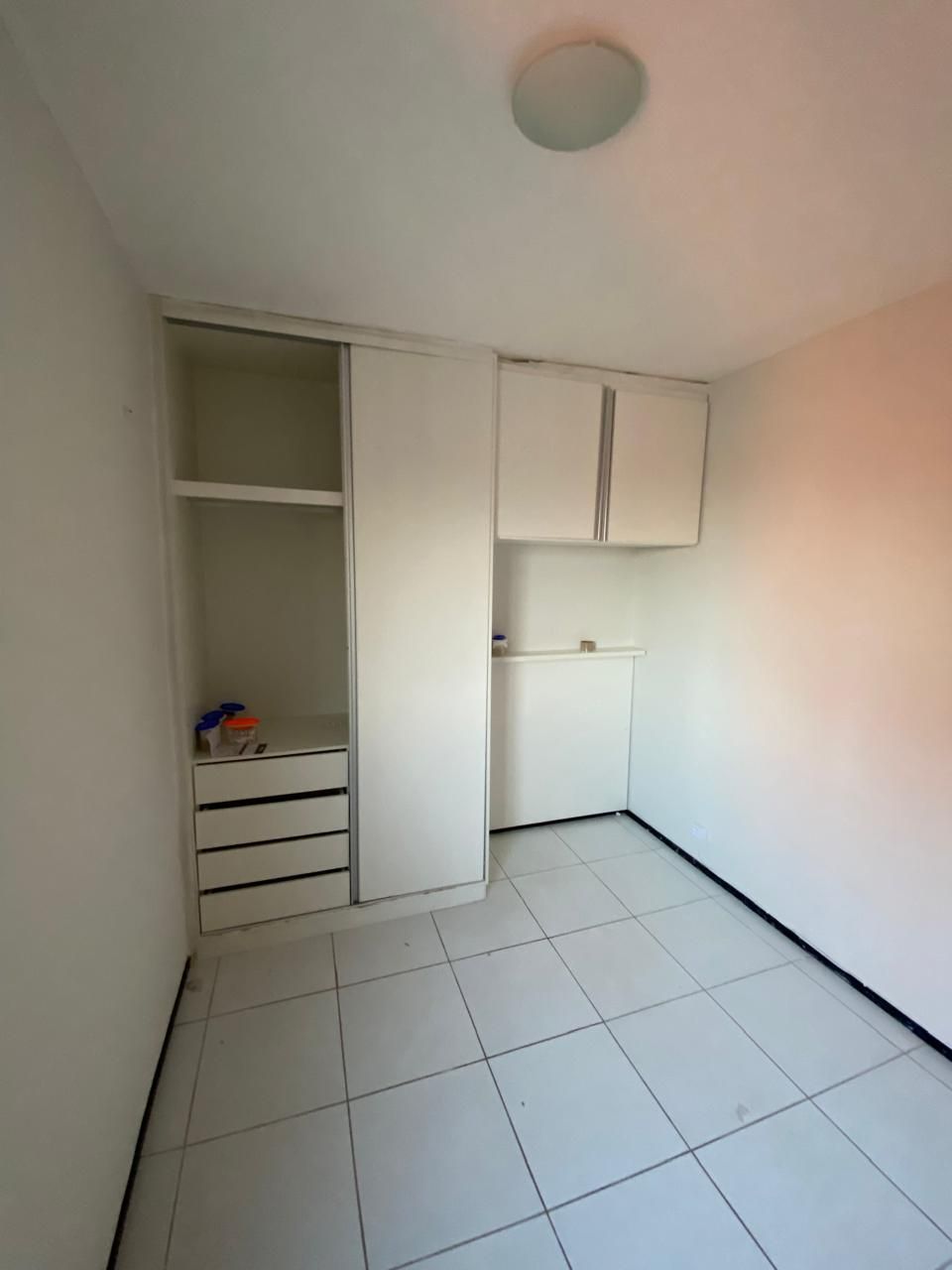 Apartamento para alugar com 2 quartos, 61m² - Foto 8