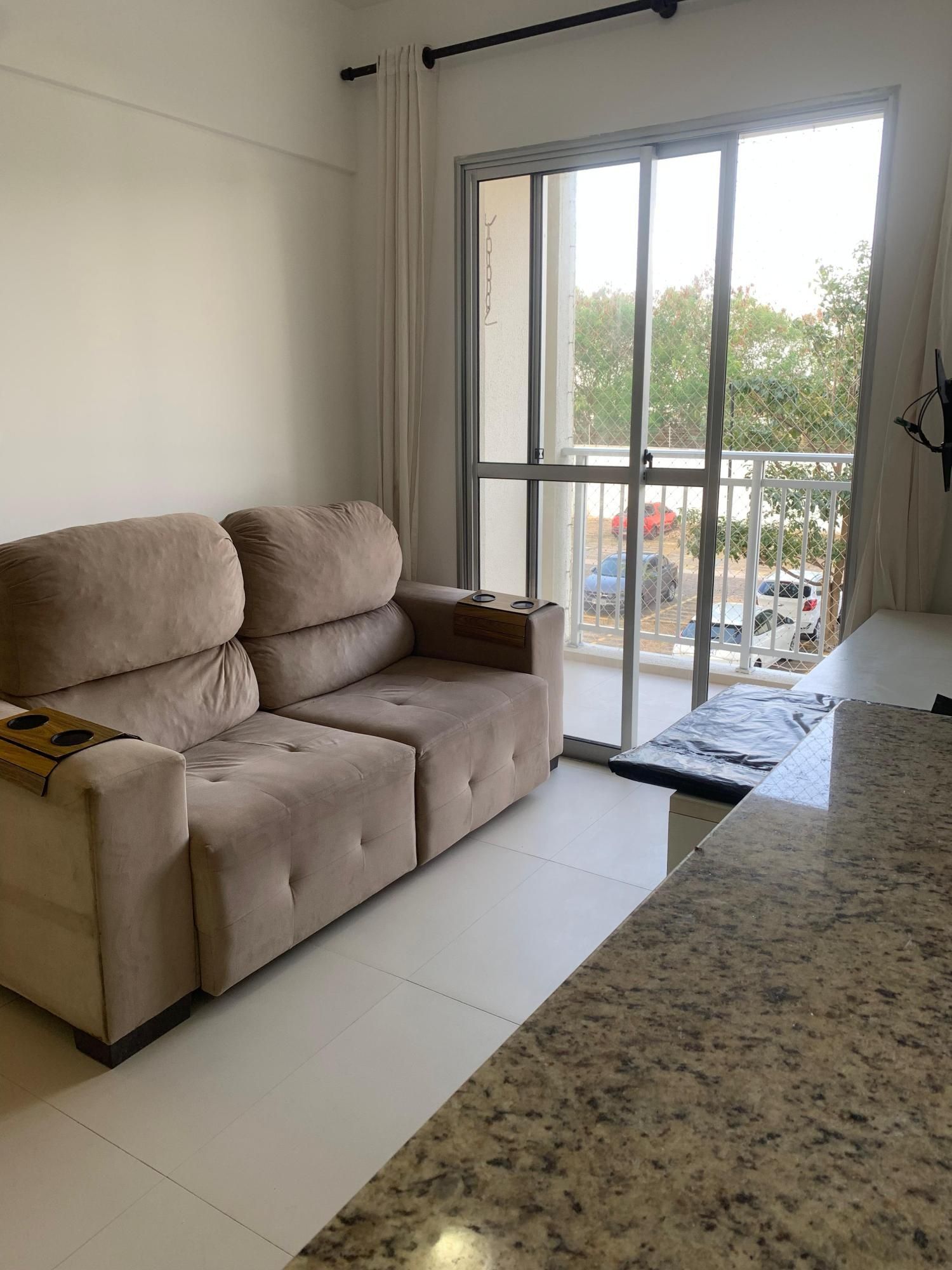 Apartamento para alugar com 3 quartos, 72m² - Foto 4