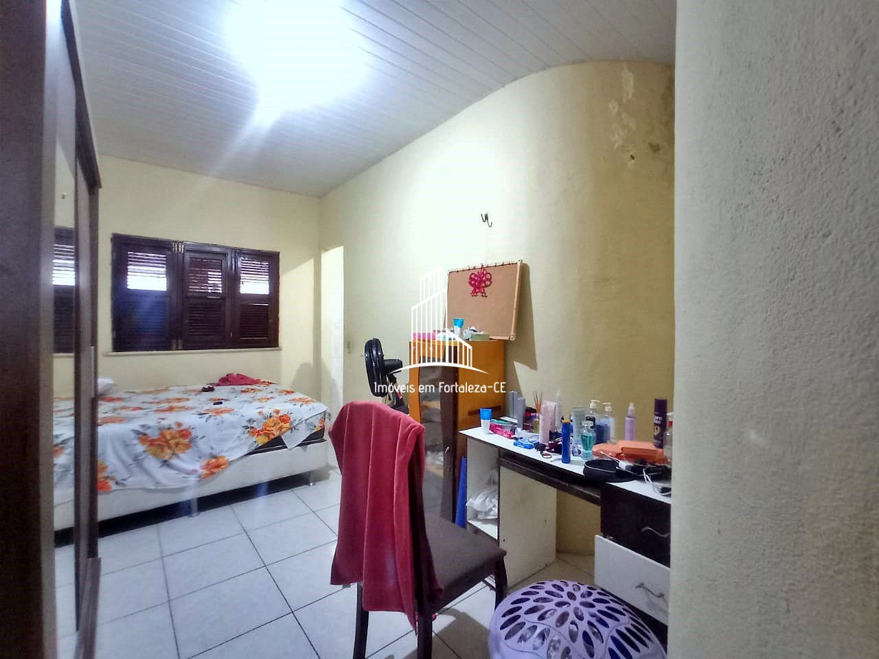 Casa à venda com 5 quartos, 105m² - Foto 16