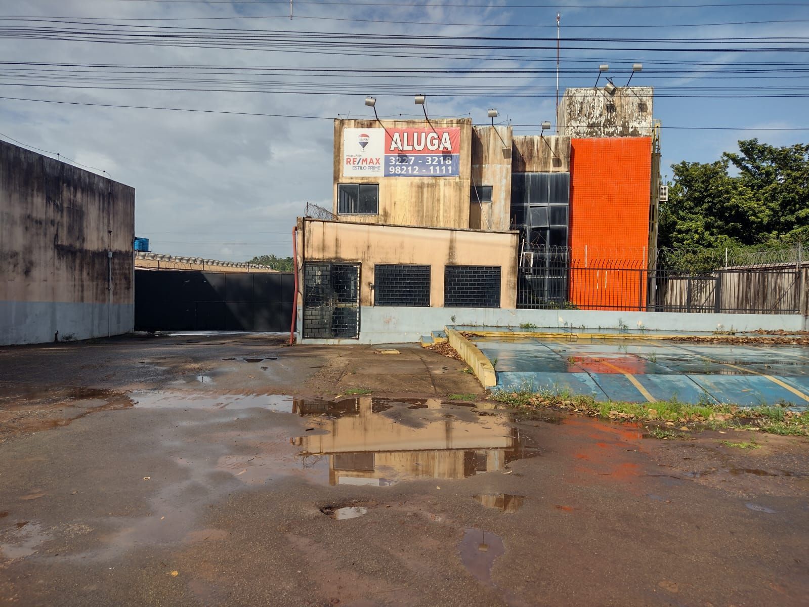 Prédio Inteiro de 7 quartos, 5680m² no bairro Maracanã, em São Luís | Eu Corretor