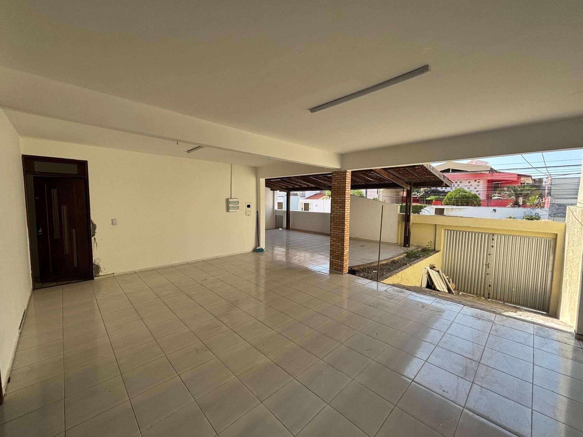 Imóvel Comercial de 2 quartos, 378m² no bairro Renascença, em São Luís | Eu Corretor