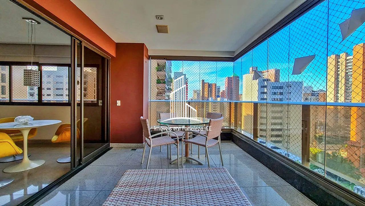 Apartamento de 4 quartos, 300m² no bairro Meireles, em Fortaleza | Eu Corretor