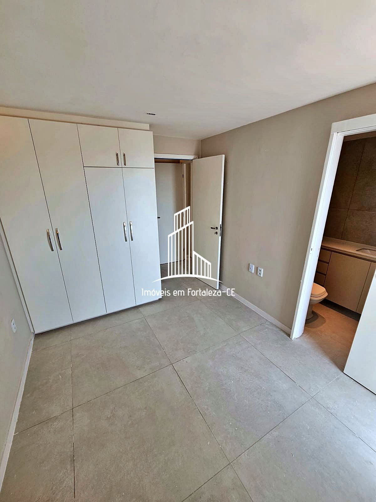 Apartamento à venda com 3 quartos, 144m² - Foto 7