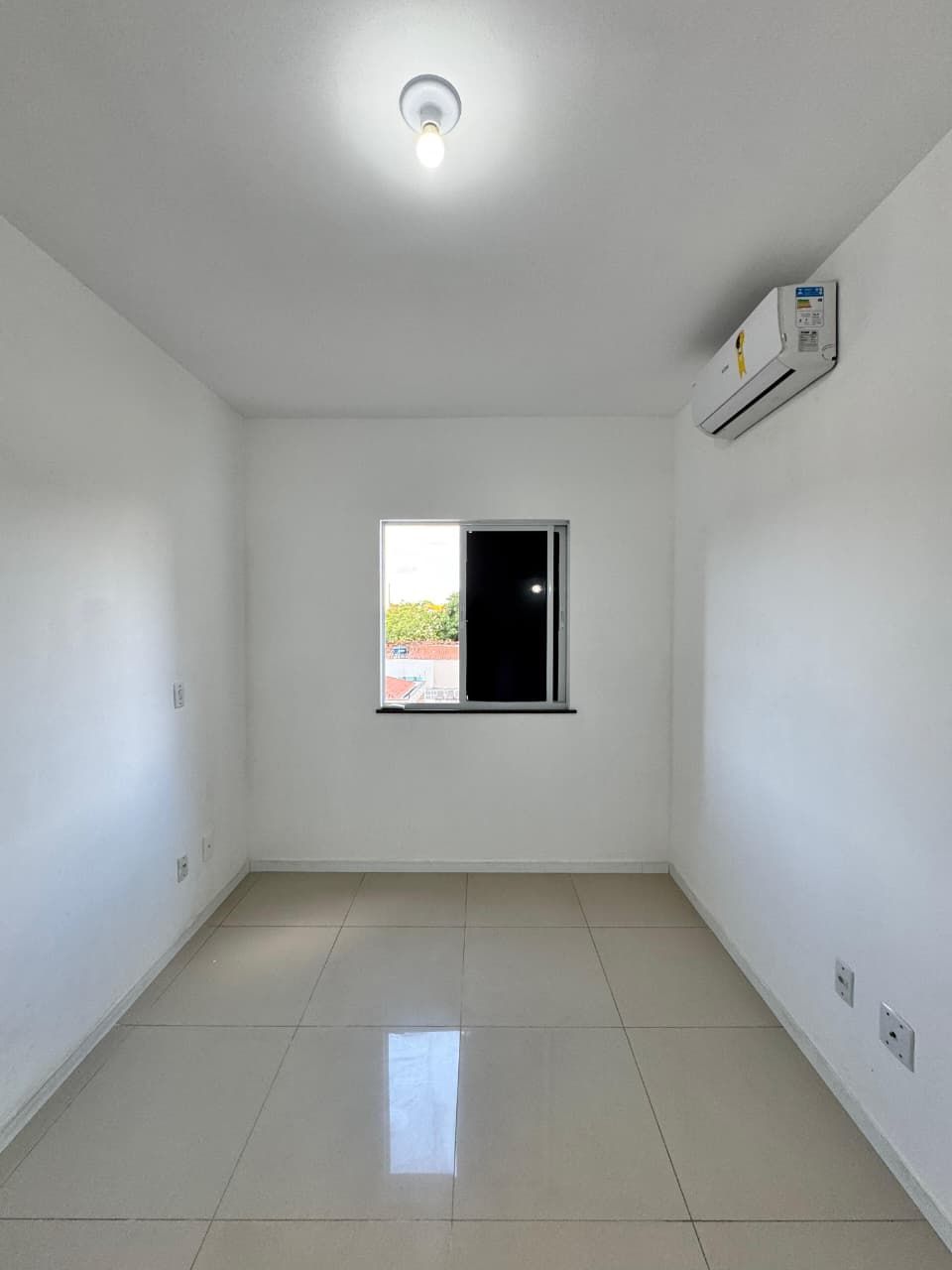 Apartamento para alugar com 3 quartos, 77m² - Foto 6