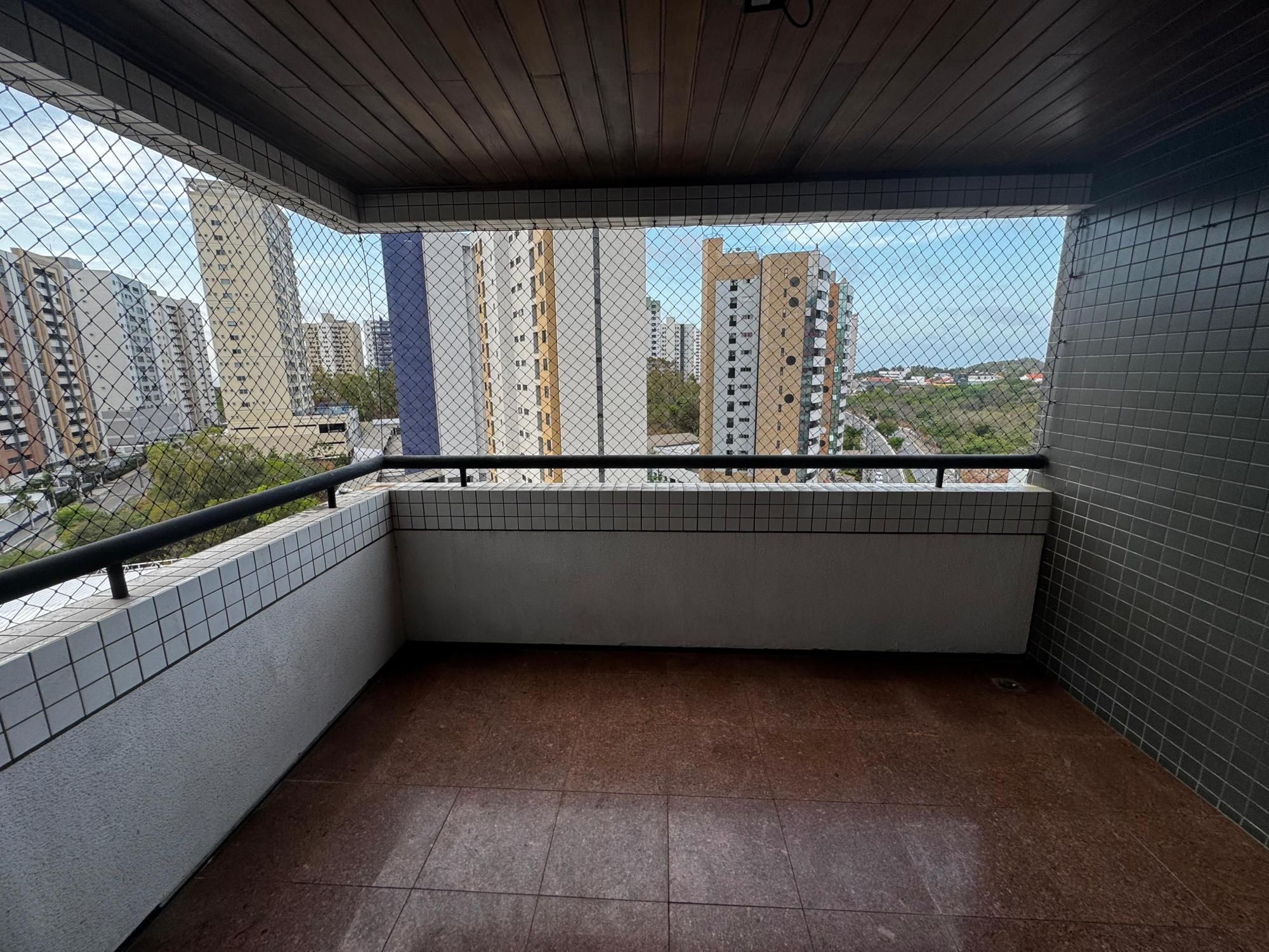 Apartamento para alugar com 4 quartos, 160m² - Foto 4