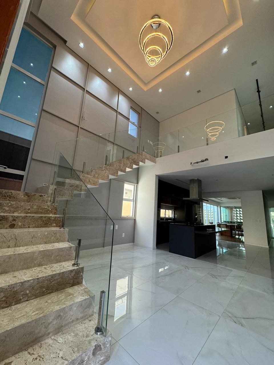 Casa de Condomínio de 6 quartos, 341m² no bairro Cidade Alpha, em Eusébio | Eu Corretor
