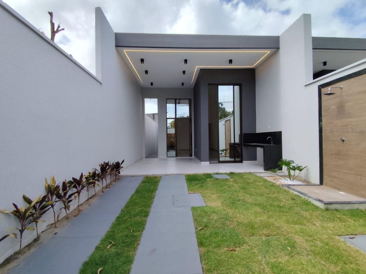 Casa, 3 quartos, 129 m² - Foto 1