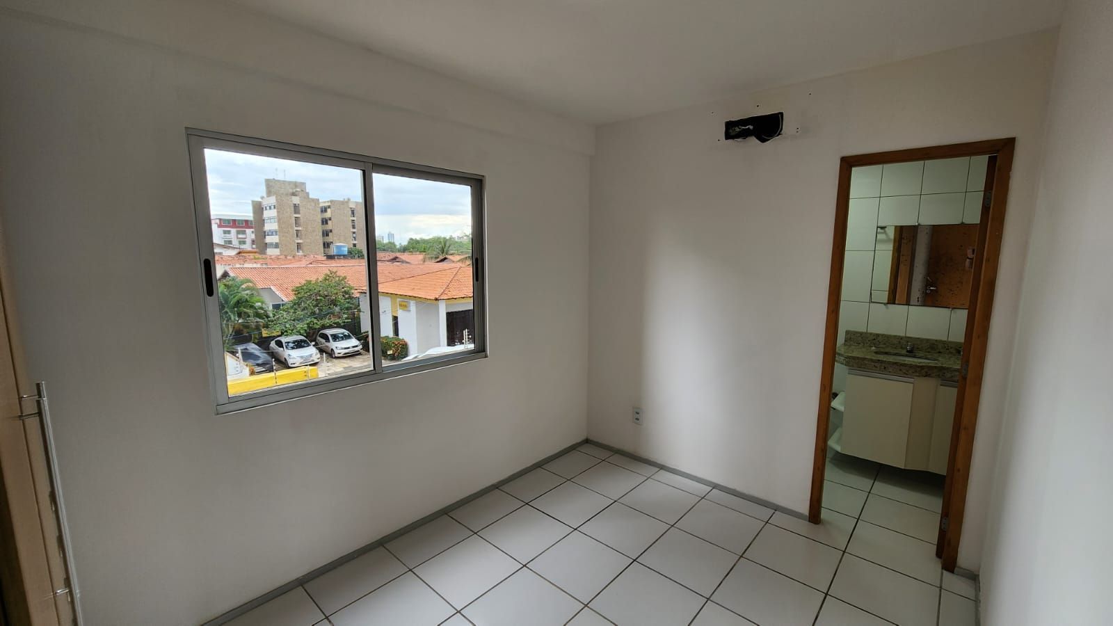 Apartamento para alugar com 2 quartos, 65m² - Foto 13