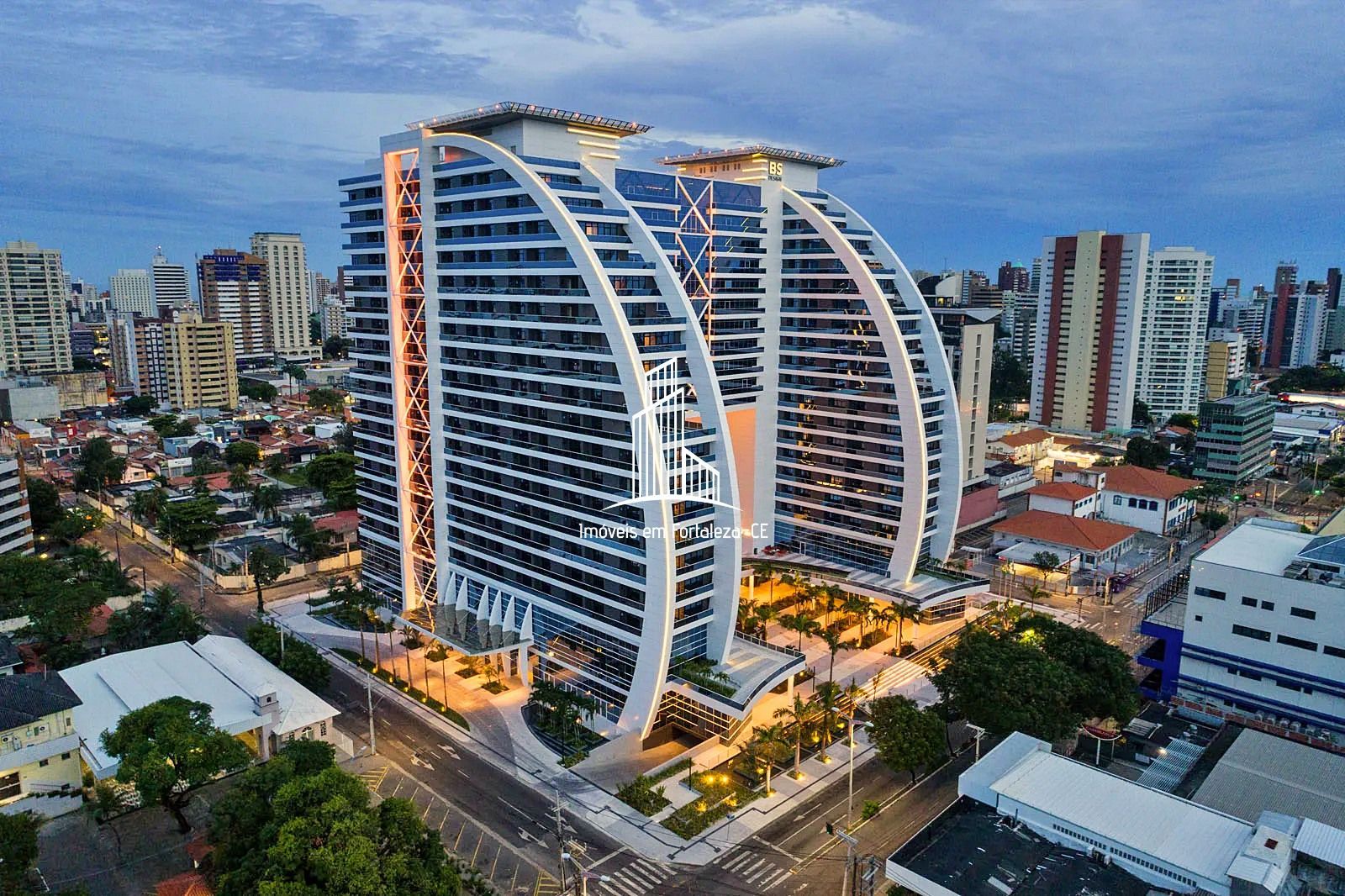 Conjunto Comercial-Sala à venda com 2 quartos, 59m² - Foto 1
