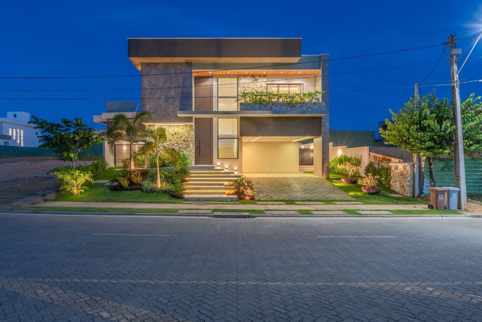 Casa de Condomínio de 4 quartos, 488m² no bairro Cidade Alpha, em Eusébio | Eu Corretor