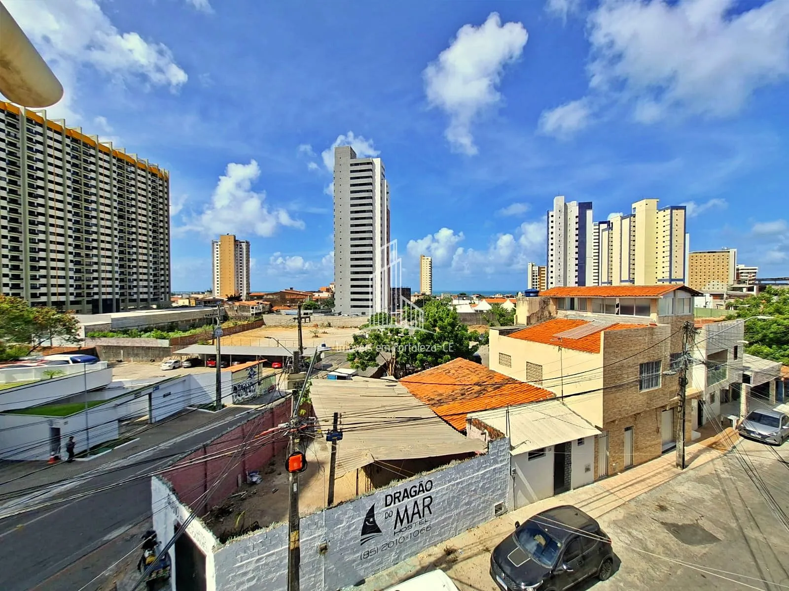 Casa, 10 quartos, 424 m² - Foto 3