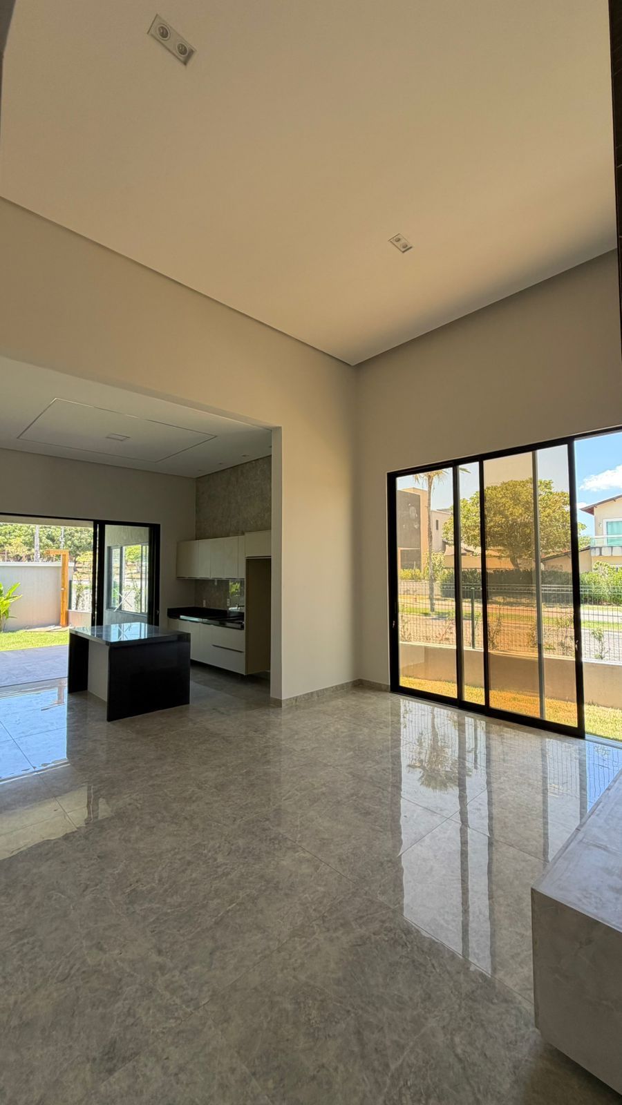 Casa de Condomínio de 3 quartos, 170m² no bairro Urucunema, em Eusébio | Eu Corretor