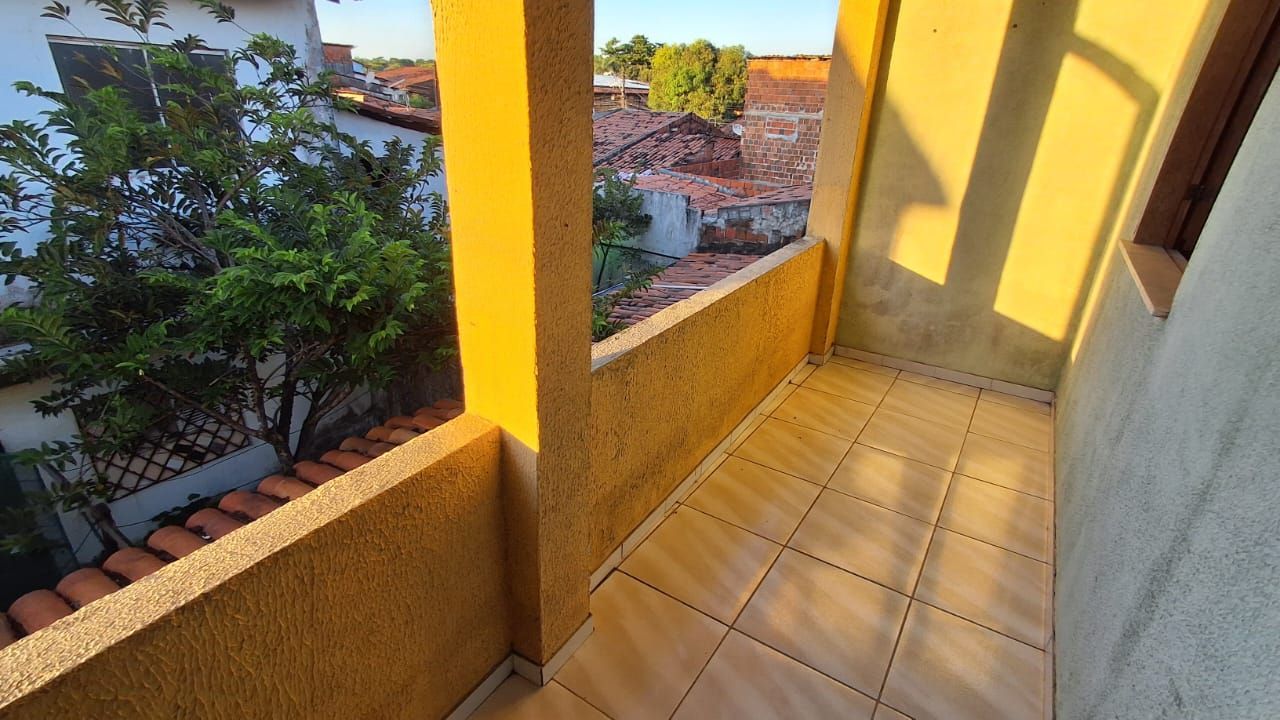 Casa, 6 quartos, 275 m² - Foto 2