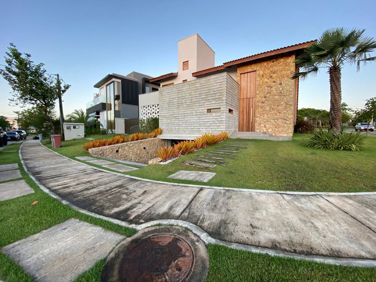 Casa de Condomínio de 4 quartos, 400m² no bairro Bairro Cidade Alpha, em Eusébio | Eu Corretor
