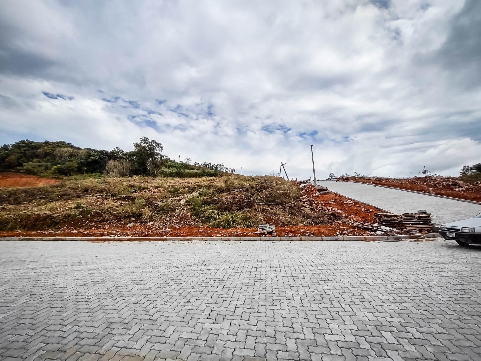 Terreno/Lote à venda  no São Roque - Bento Gonçalves, RS. Imóveis