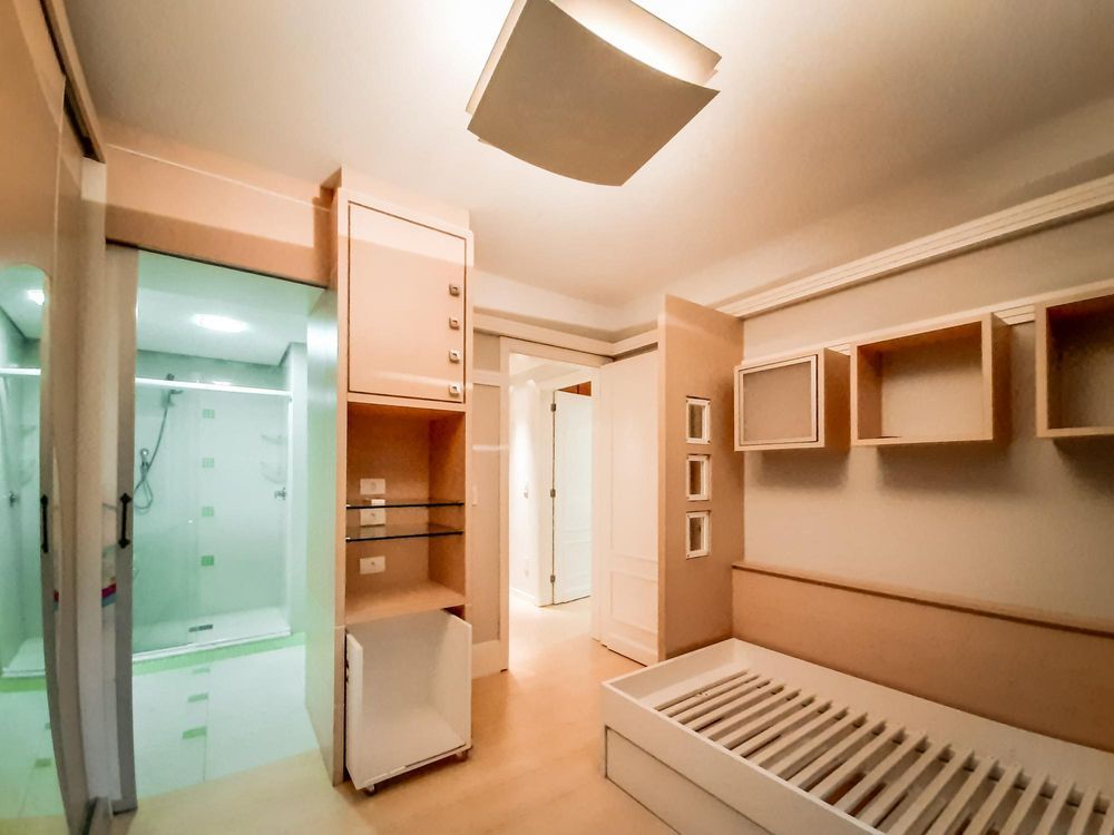 Apartamento à venda com 3 quartos, 203m² - Foto 23