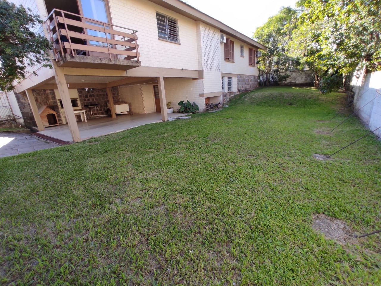 Casa, 4 quartos, 230 m² - Foto 2