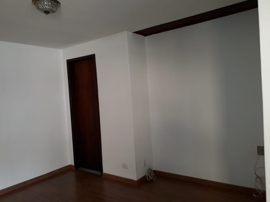 Sobrado à venda com 4 quartos, 288m² - Foto 25