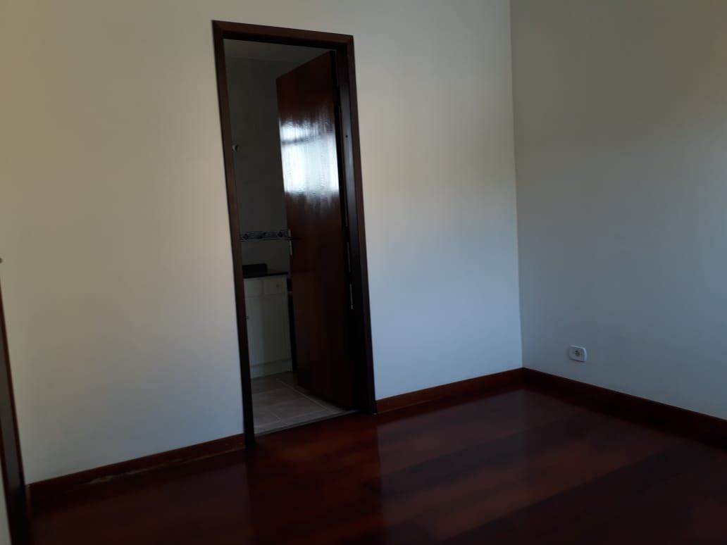 Sobrado à venda com 4 quartos, 288m² - Foto 17