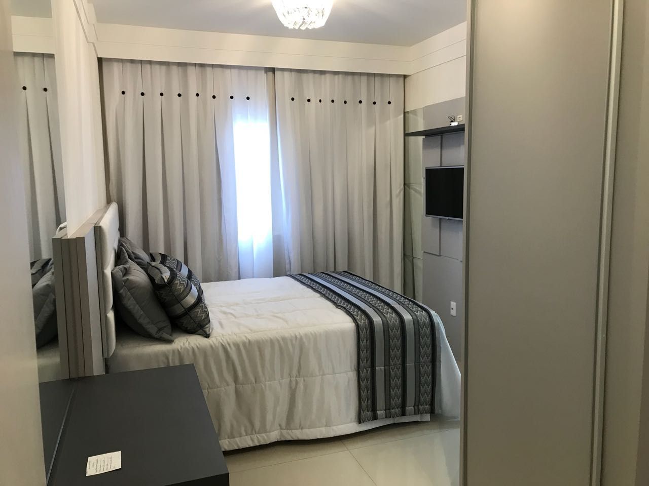 Apartamento à venda com 4 quartos, 266m² - Foto 7