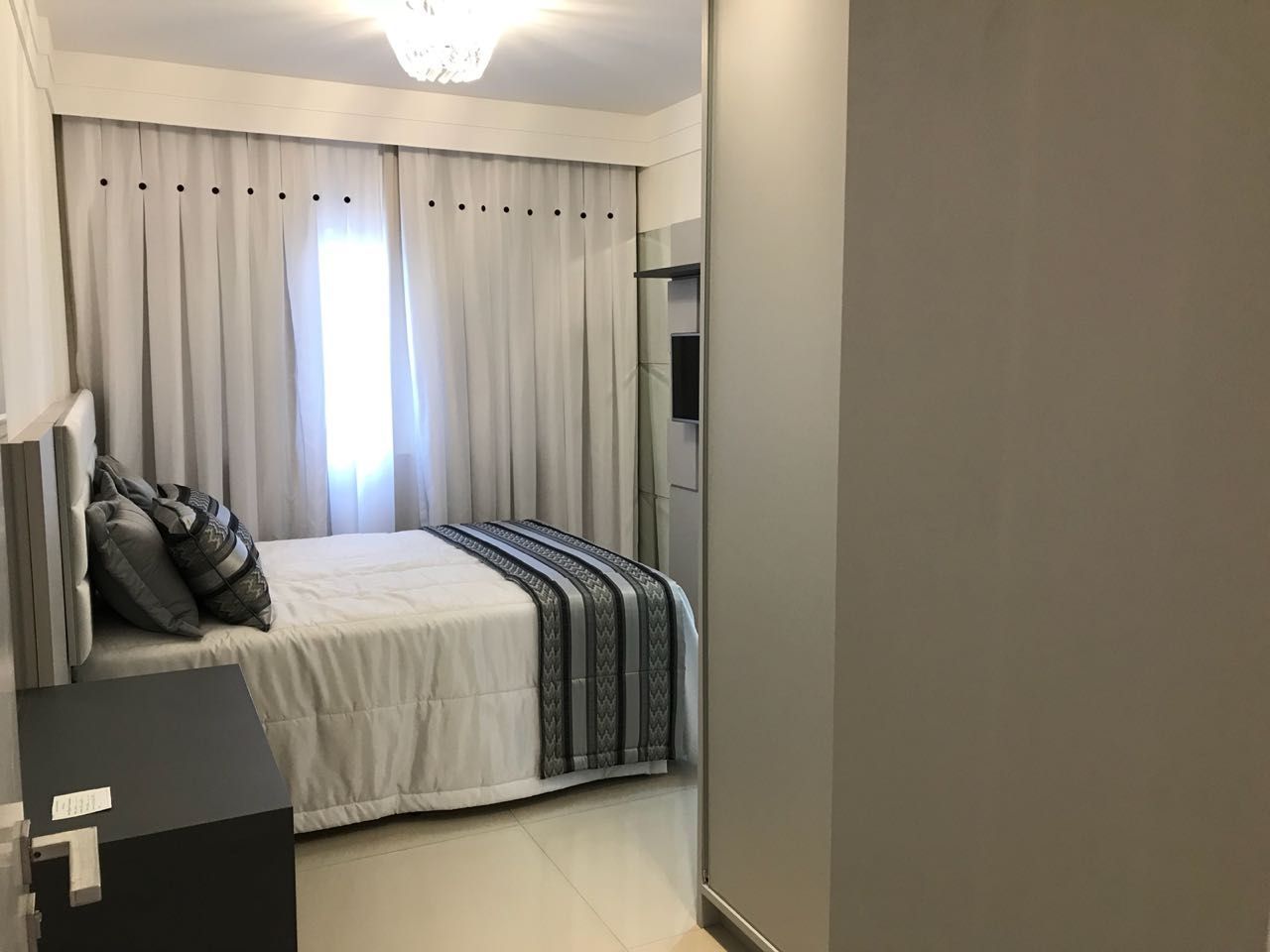 Apartamento à venda com 4 quartos, 266m² - Foto 5